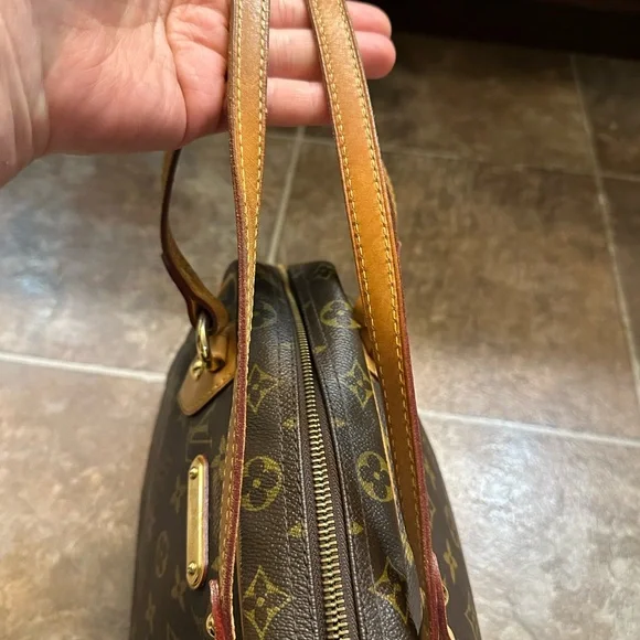 LV Montorgueil PM - Picture 10 of 16